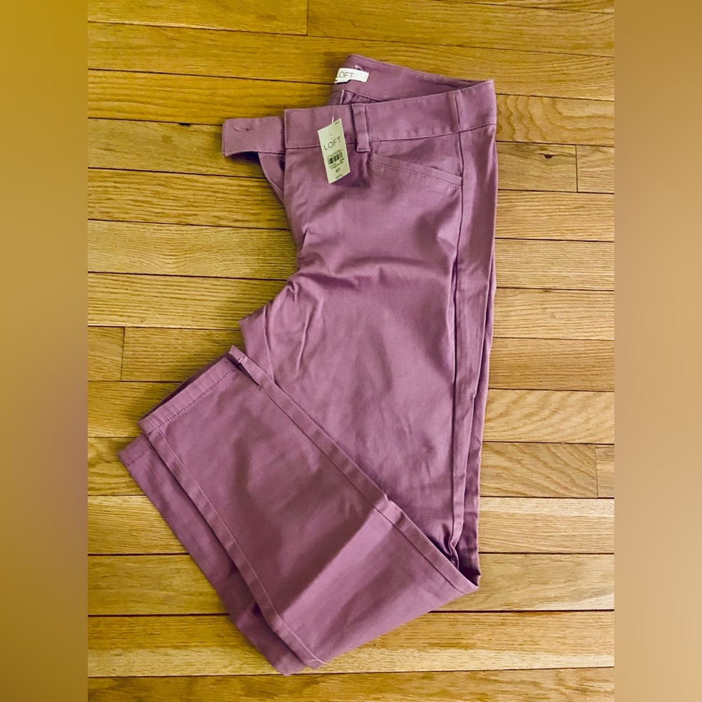 NWT LOFT Ankle Pants – Size 6P – Purple 💜